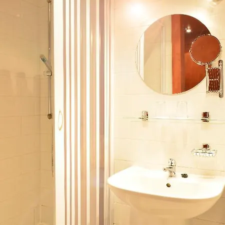 ホテル Olympik Congress 3*