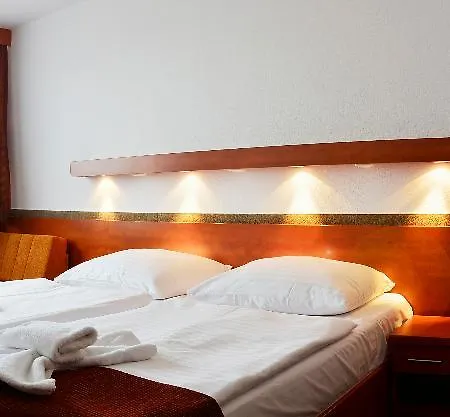 Olympik Congress 3* Prague